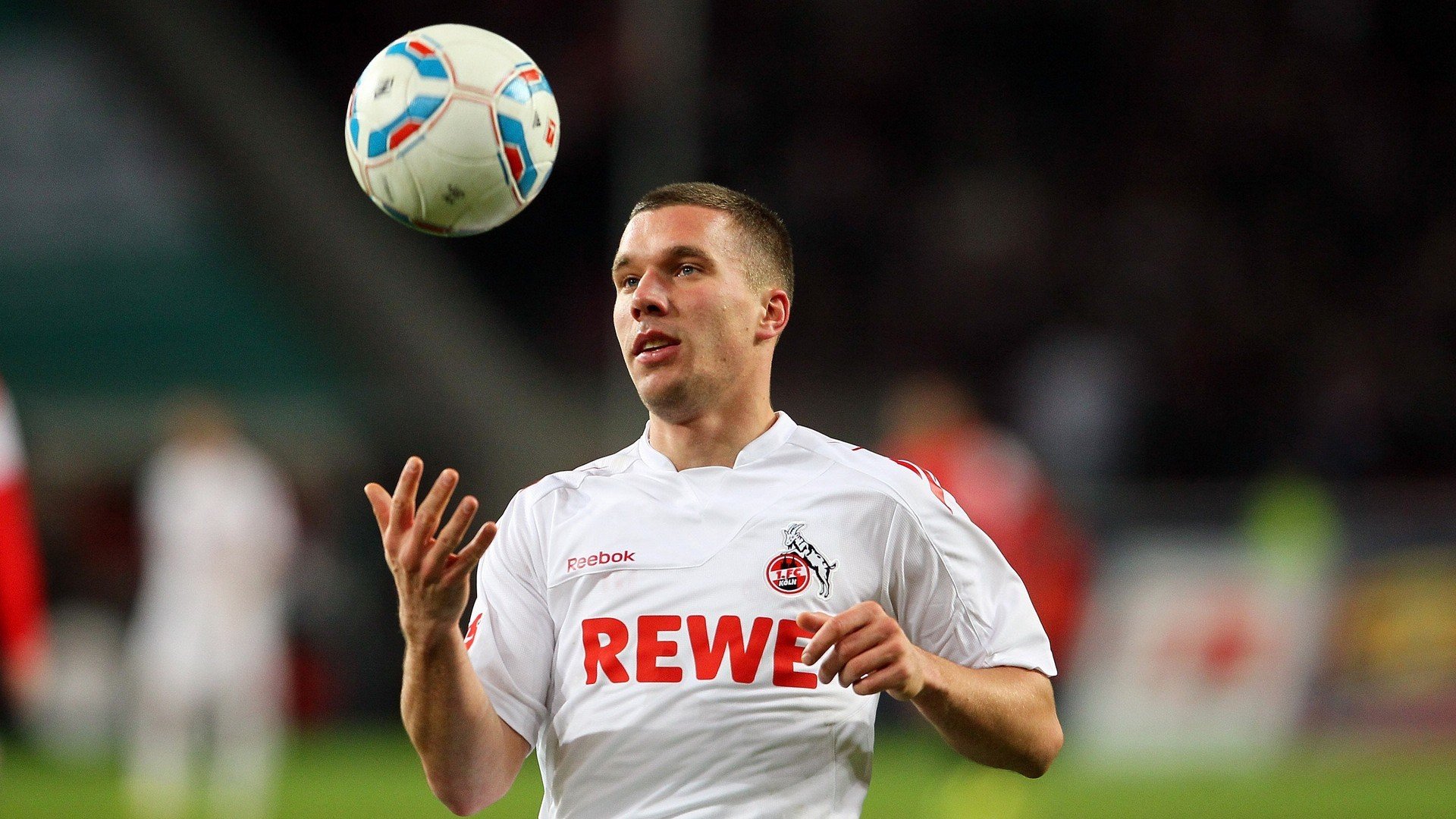 欧罗巴联赛：弗赖堡VS巴塞尔，双方状态全面解析，弗赖堡对柏林赫塔的比分预测